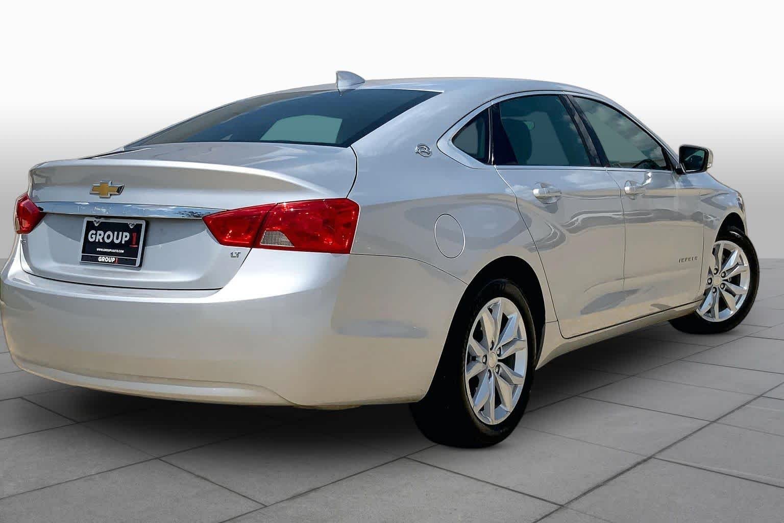 Used 2020 Silver Ice Metallic Chevrolet LT image 13