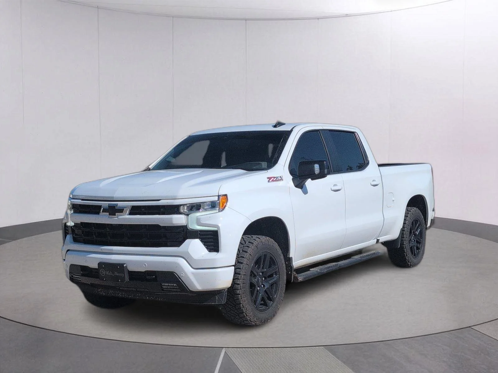 Used 2025 Summit White Chevrolet RST image 1