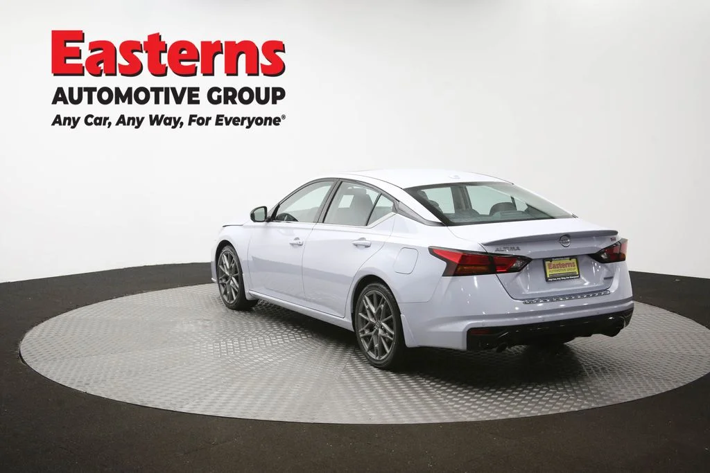 Used 2023 Gray Nissan 2.0 SR image 66