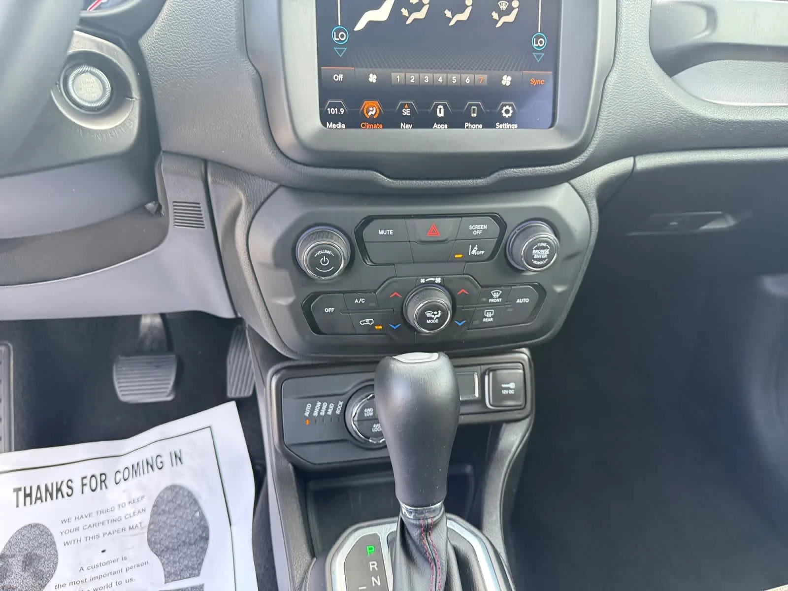 Used 2023 Alpine White Clearcoat Jeep Trailhawk image 17