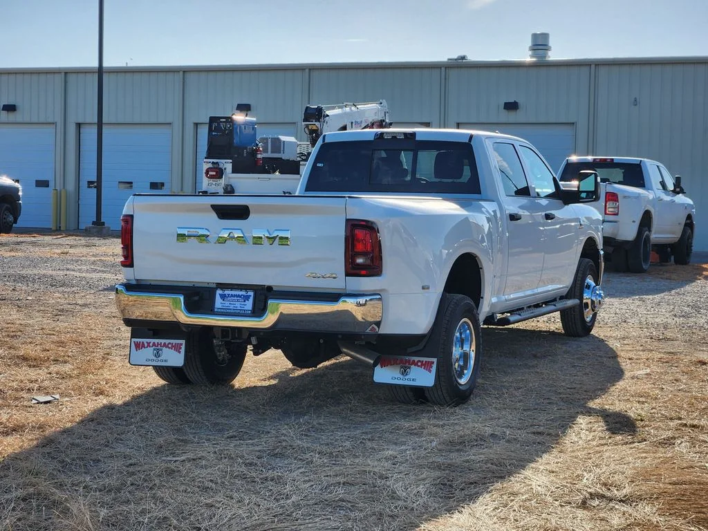 New 2026 Bright White Clear-Coat Exterior Paint RAM Tradesman image 6