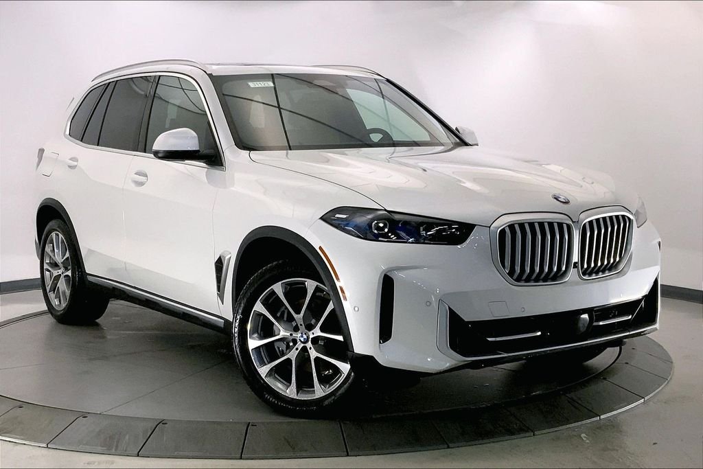 Used 2026 Mineral White Metallic BMW  image 11