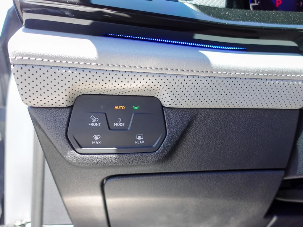 Certified Used 2025 Pure Gray Volkswagen 2.0T Peak Edition image 16