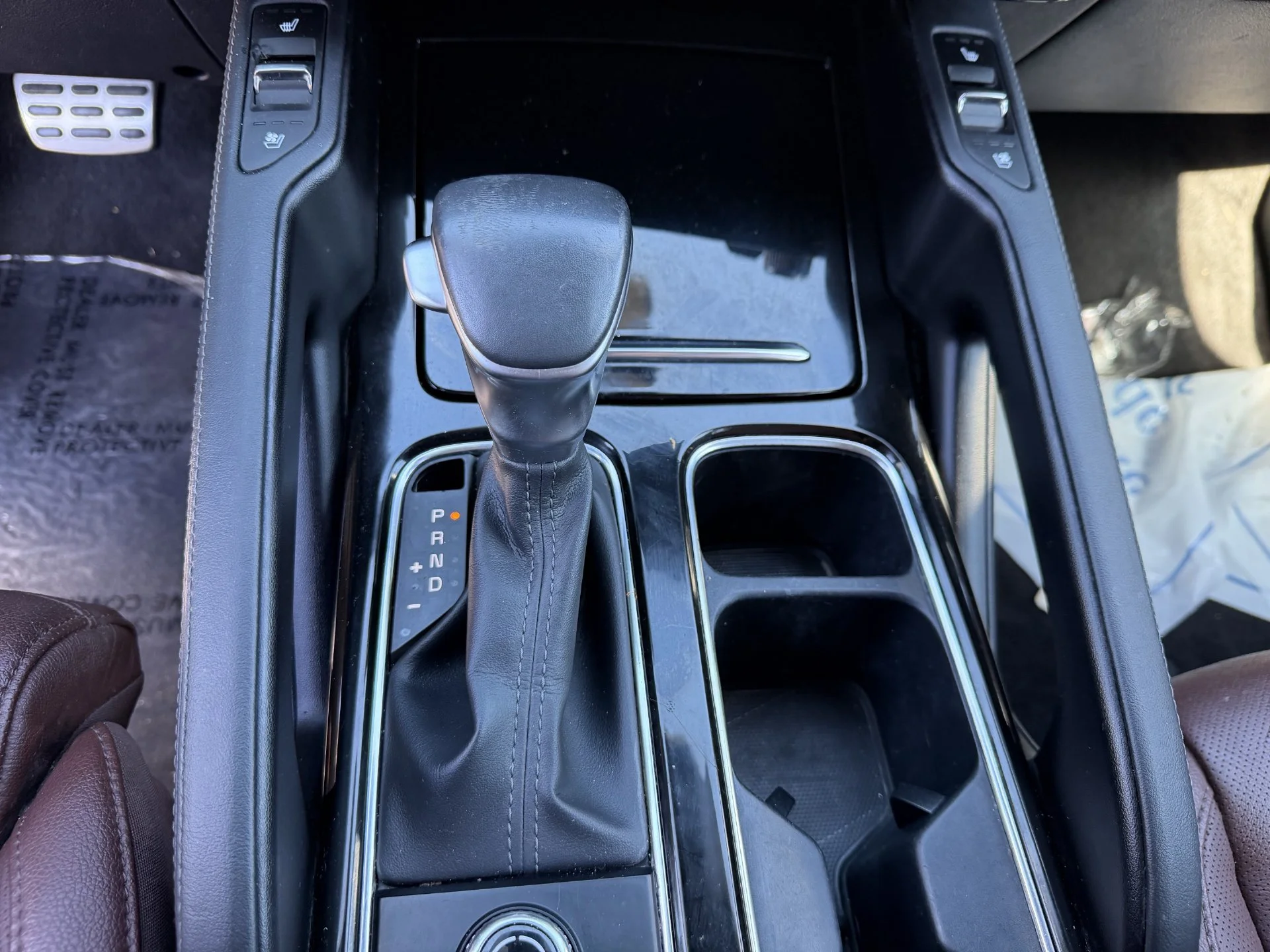 Used 2025 Glacial White Pearl Kia SX image 8