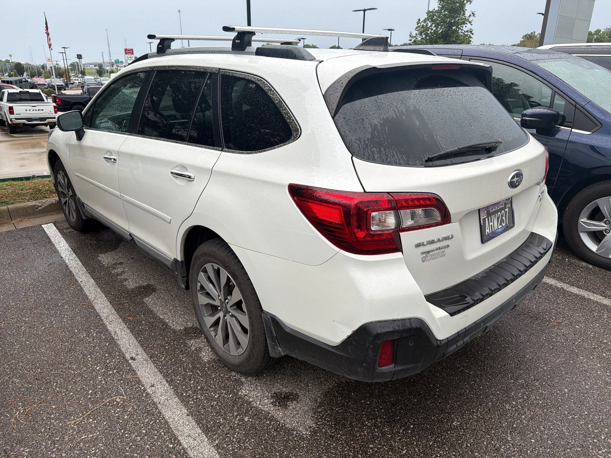 Used 2018 Crystal White Pearl Subaru Touring image 10