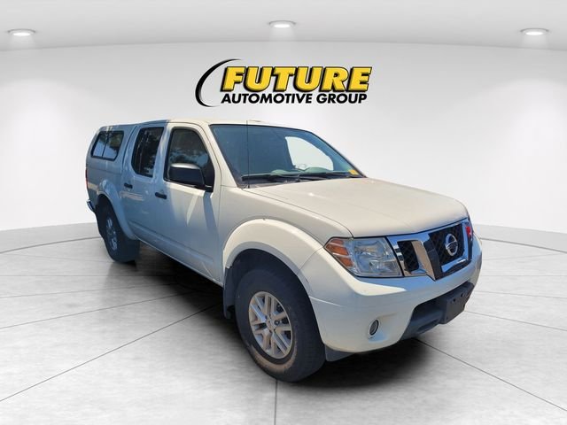 Used 2016 White Nissan SV image 1