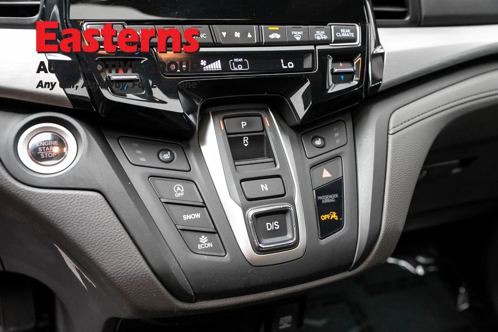 Used 2023 Silver Honda EX-L image 13