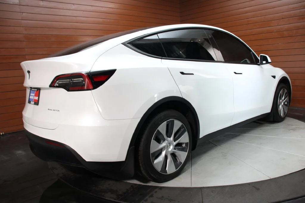 Used 2022 Pearl White Multi-Coat Tesla Long Range image 5