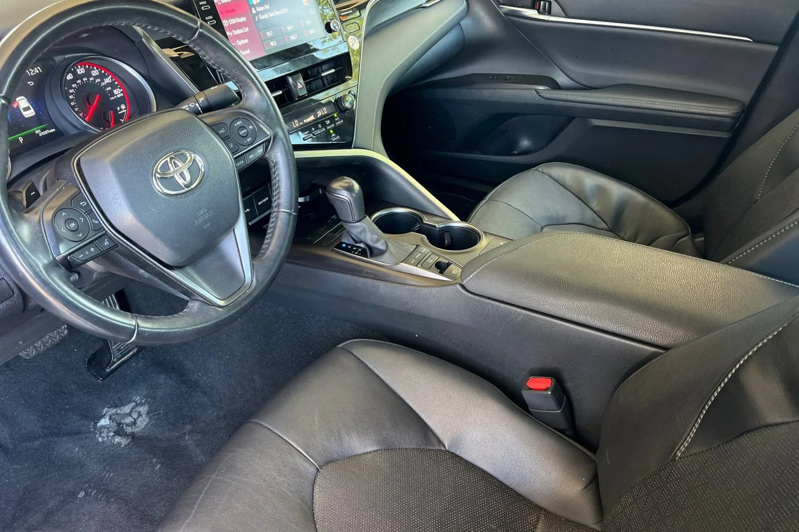 Used 2024  Toyota XSE image 10