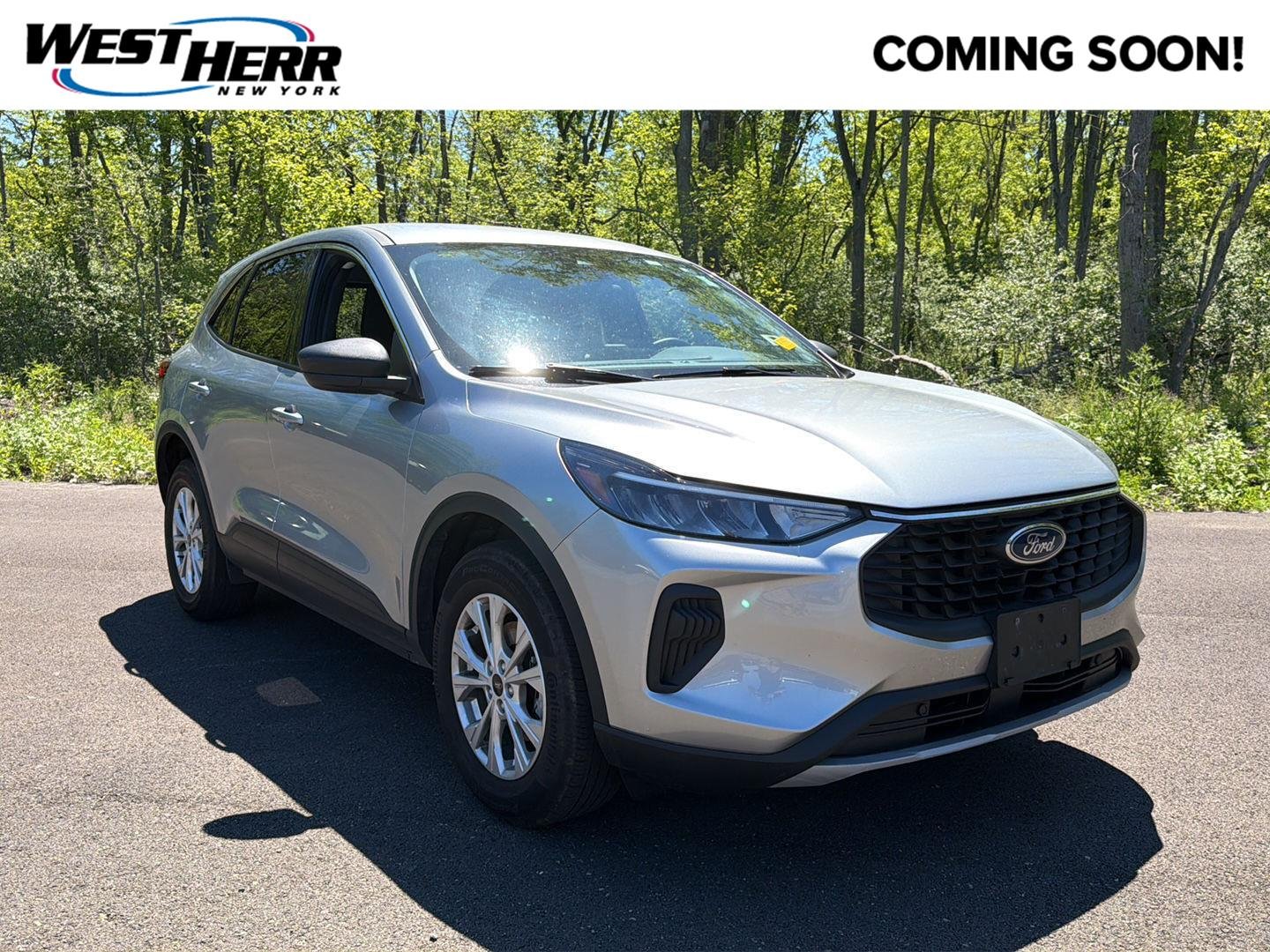 Used 2023 Iconic Silver Ford Active image 1