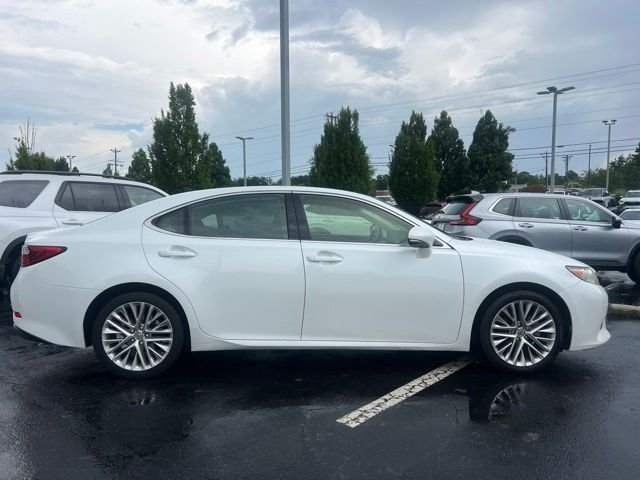 Used 2013 Starfire Pearl Lexus 350 image 5