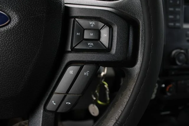 Used 2016 White Ford XL image 5