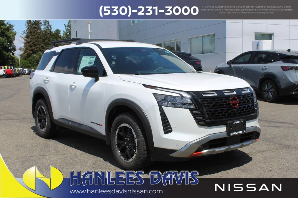 New 2026 Everest White Pearl TriCoat Nissan Rock Creek® image 5