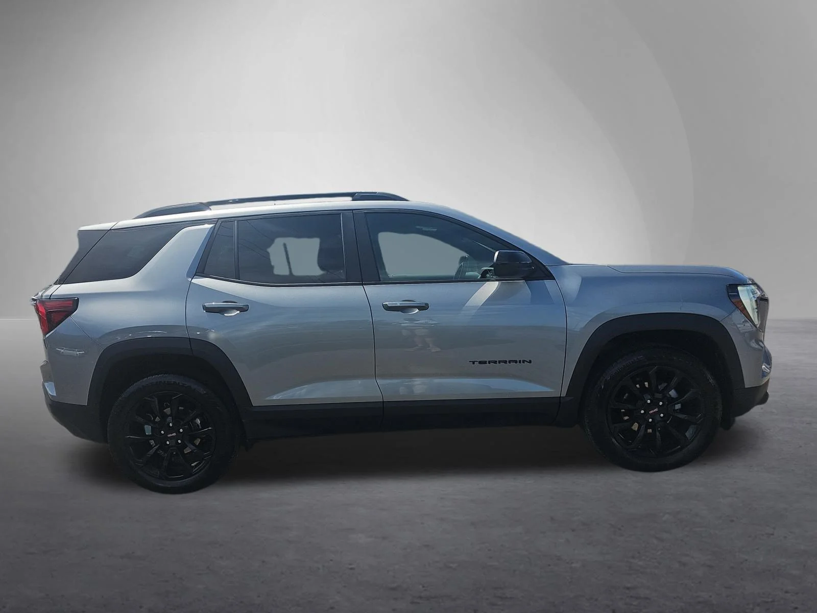Used 2026 Sterling Metallic GMC AWD Elevation image 2