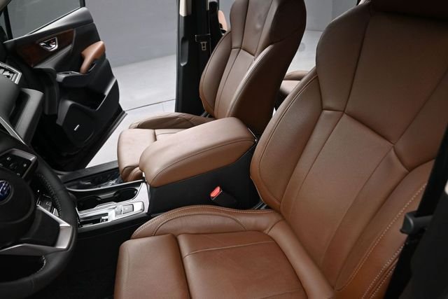 Used 2025 Black Subaru Touring image 14