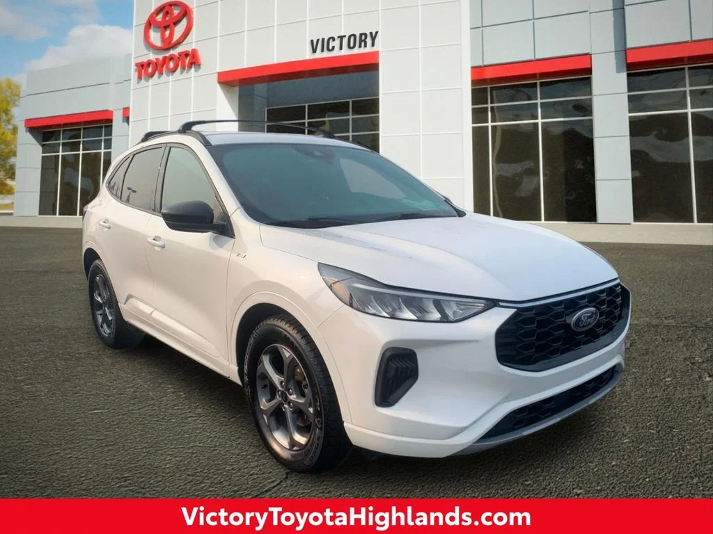 Used 2024 White Ford ST-Line image 1