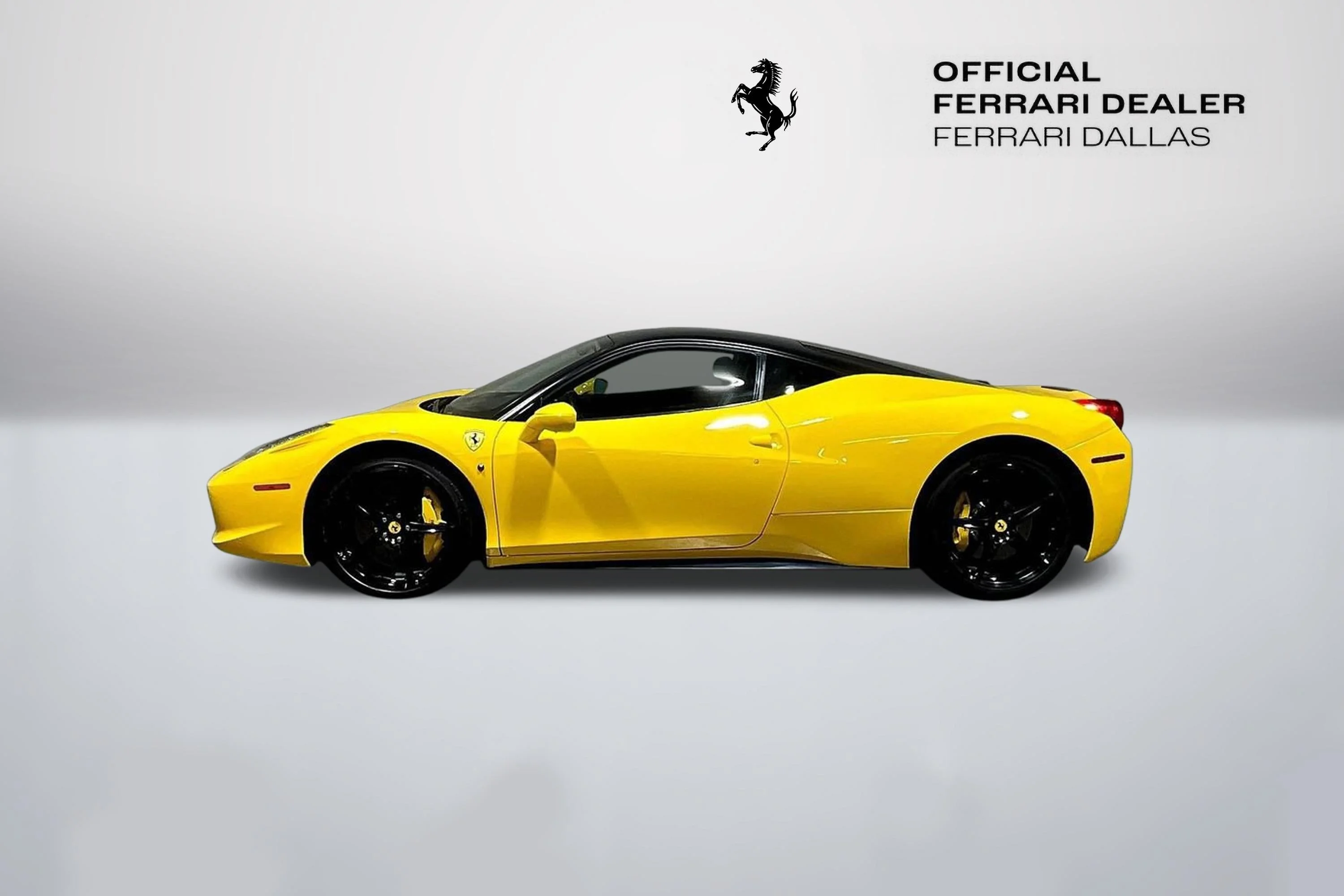 Used 2013 Giallo Modena Ferrari  image 8