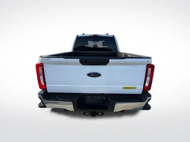 Used 2024 White Ford XLT image 9