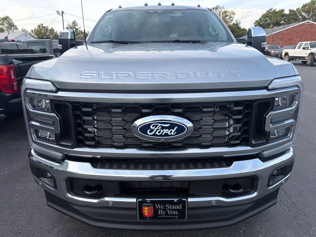 New 2027 Iconic Silver Metallic Ford F-350® Lariat® image 7