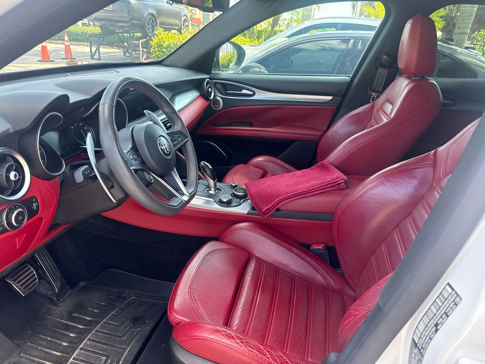 Used 2018 White Alfa Romeo Ti image 3