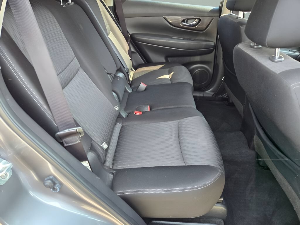 Used 2019 Gray Nissan SV image 10