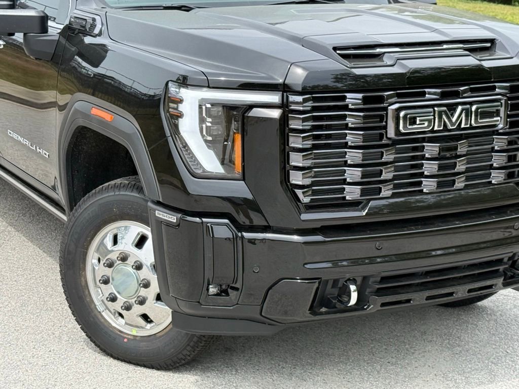 New 2026 Onyx Black GMC Denali Ultimate DRW image 6
