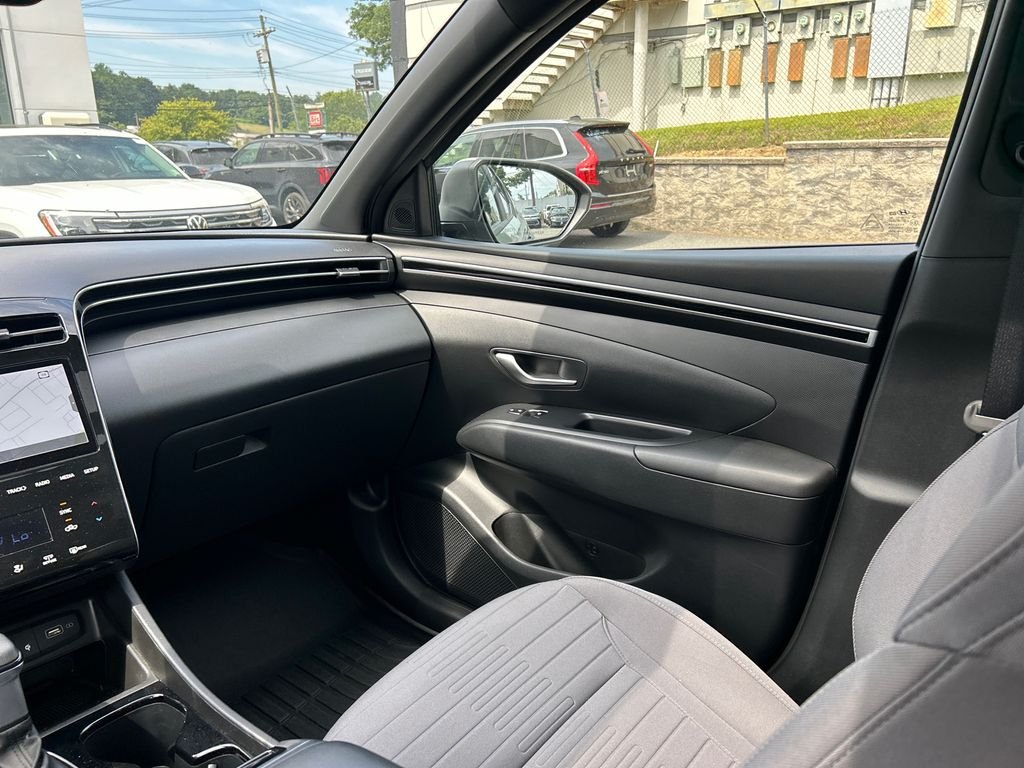 Used 2024 Green Hyundai SEL image 26
