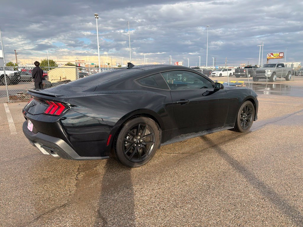 Used 2025 Black Ford EcoBoost image 9