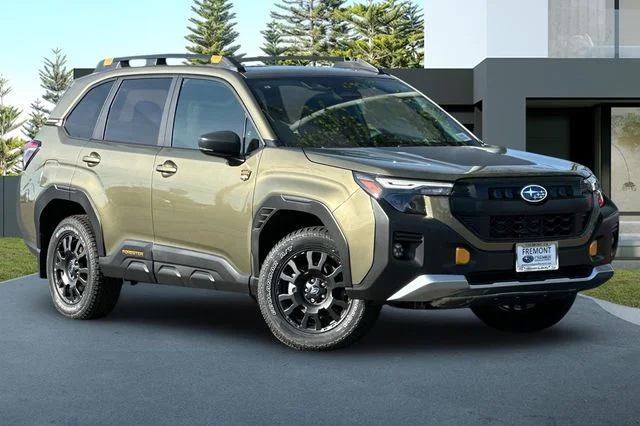 New 2026 AUTUMN GREEN METALLIC Subaru Wilderness image 2