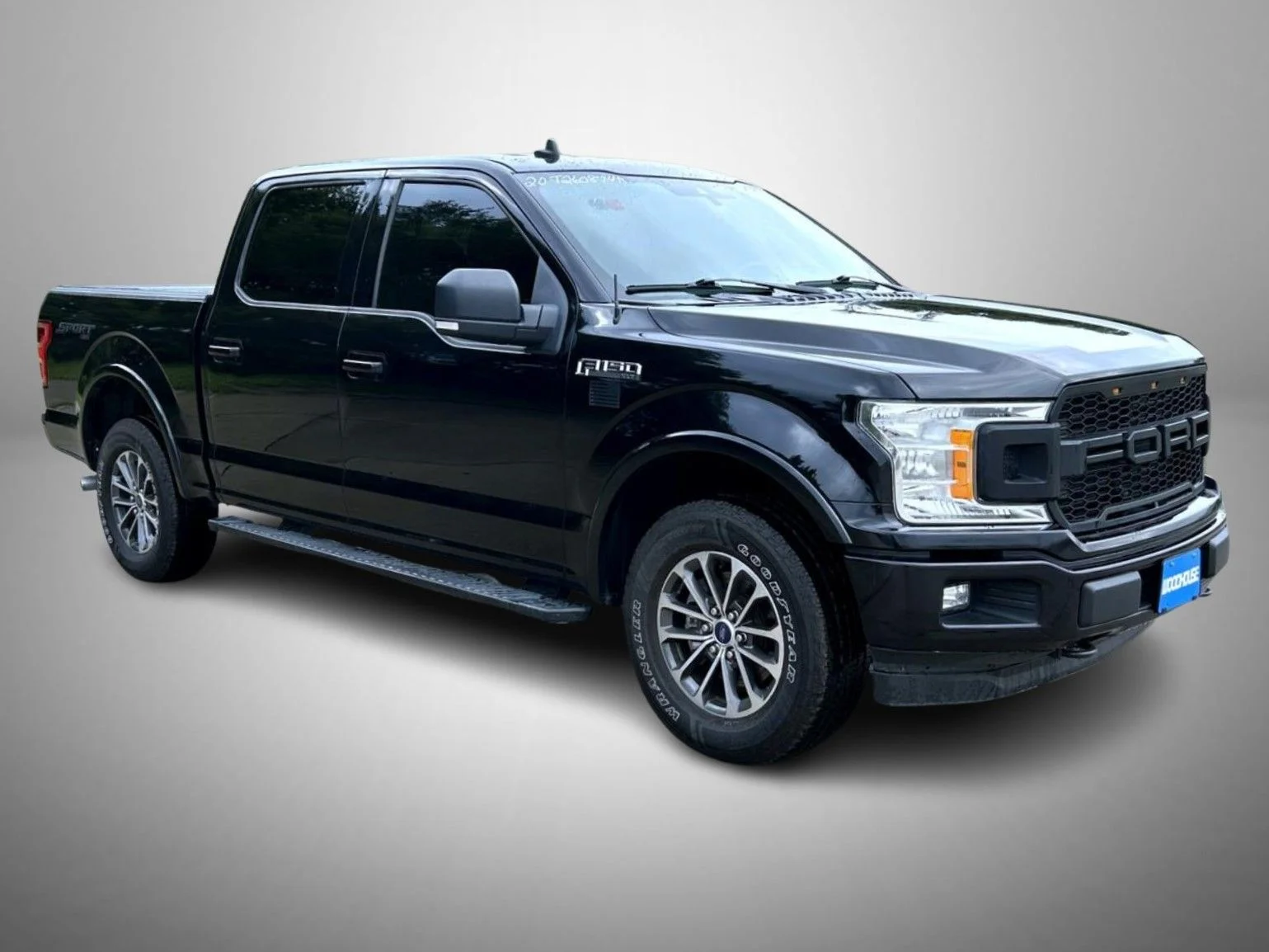 Used 2020 Black Ford XLT image 3