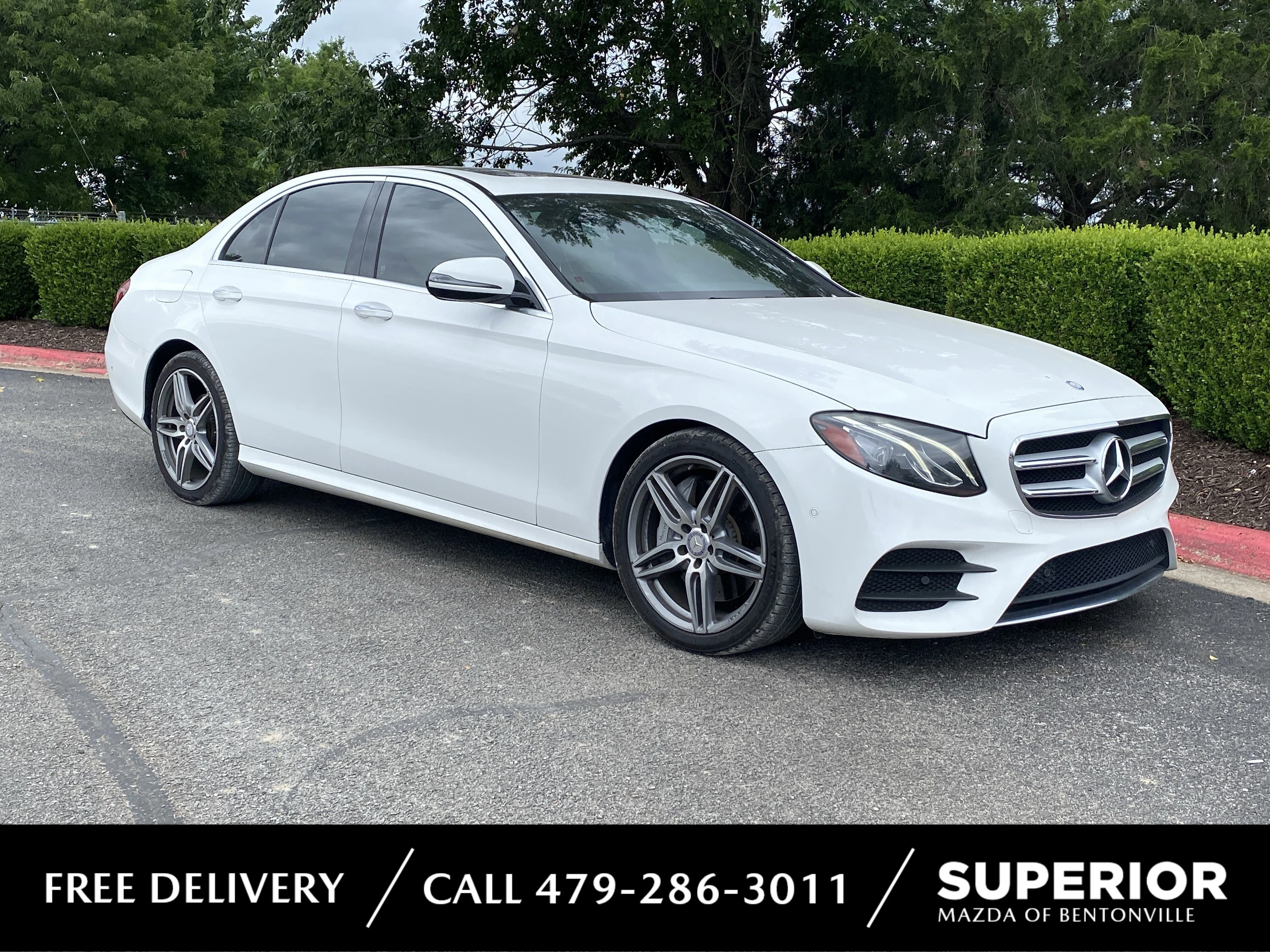 Used 2017  Mercedes-Benz E 300 image 1