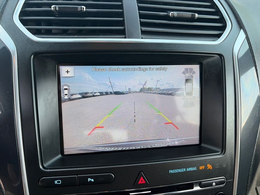 Used 2018 Black Ford Limited image 21