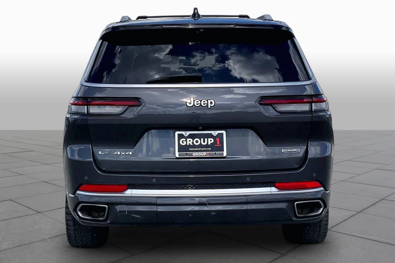Used 2022 Baltic Gray Metallic Clearcoat Jeep Summit image 5