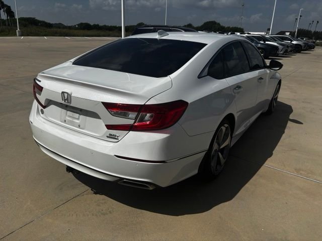 Used 2018  Honda Touring 2.0T image 6
