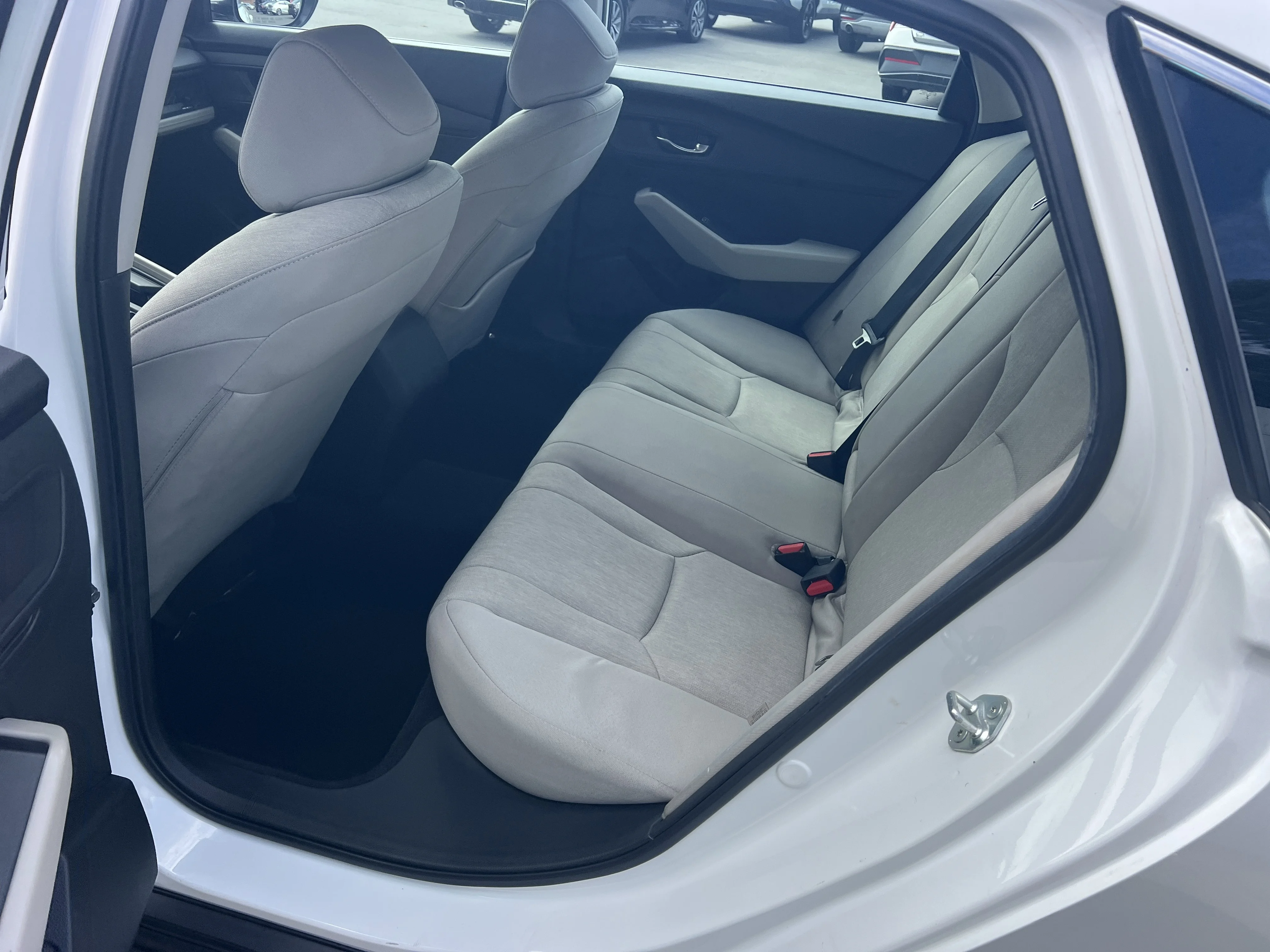 2024 Honda Accord LX - Photo 18