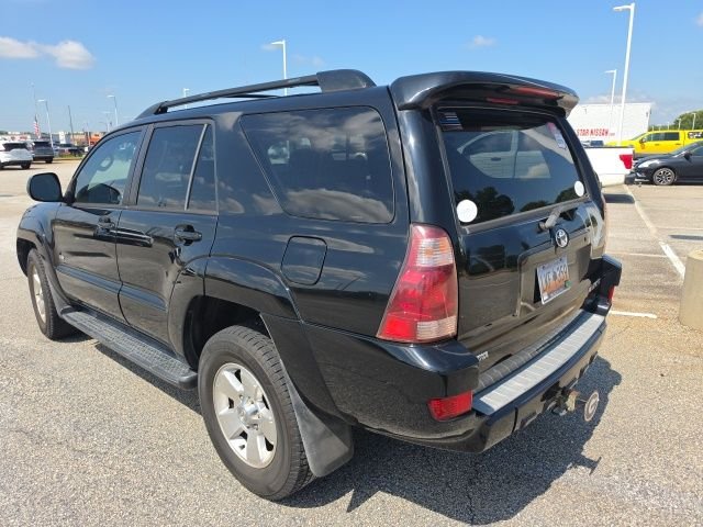Used 2005 Black Toyota SR5 image 8