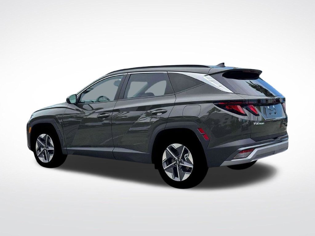 New 2026 Green Hyundai SEL FWD image 23