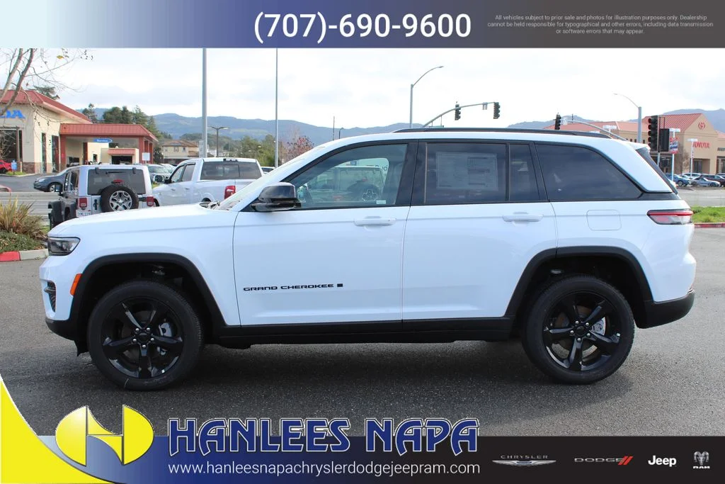 2025 Jeep Grand Cherokee Altitude - Photo 2