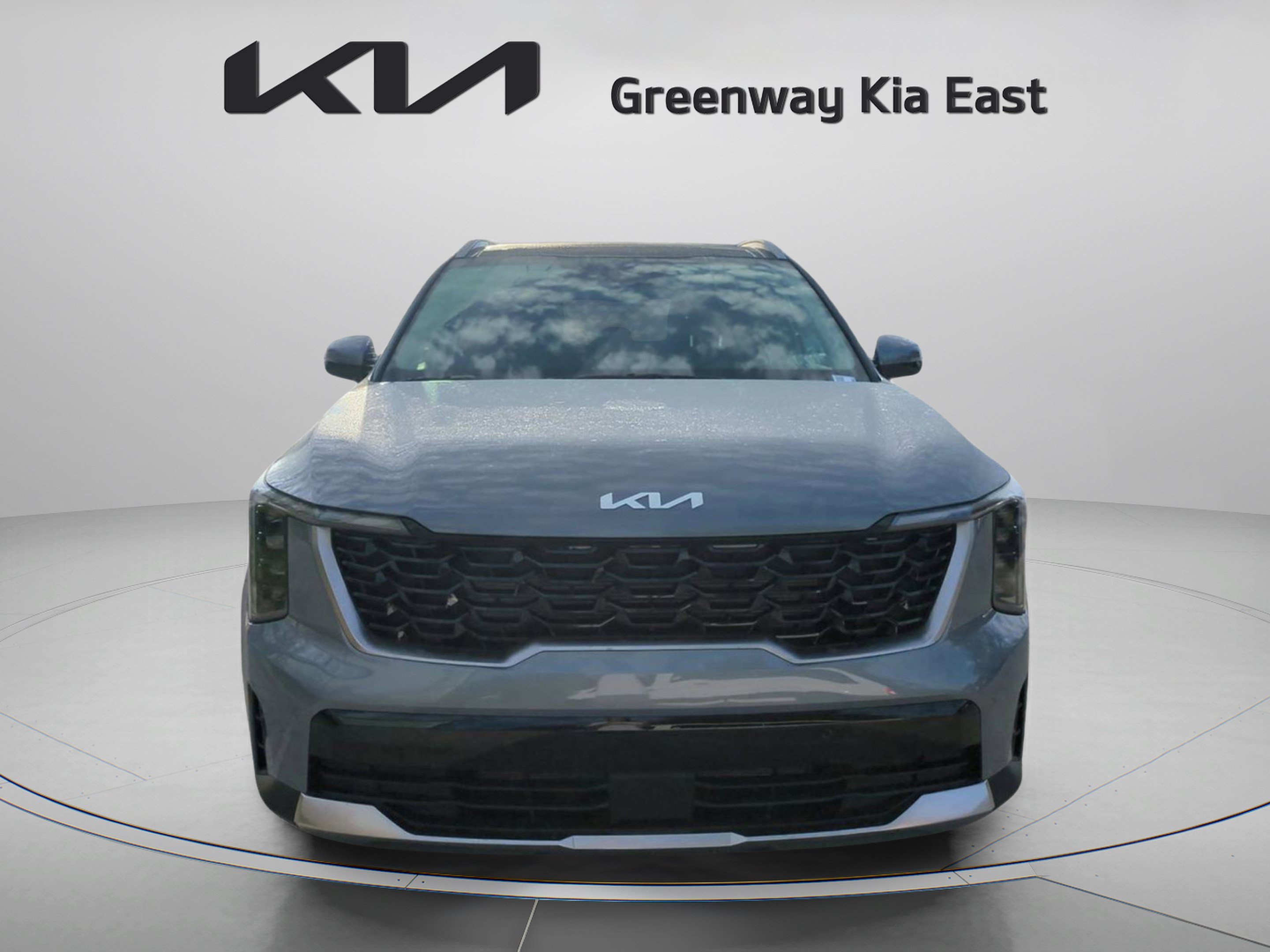 Certified Used 2025 Everlasting Silver Kia S image 2