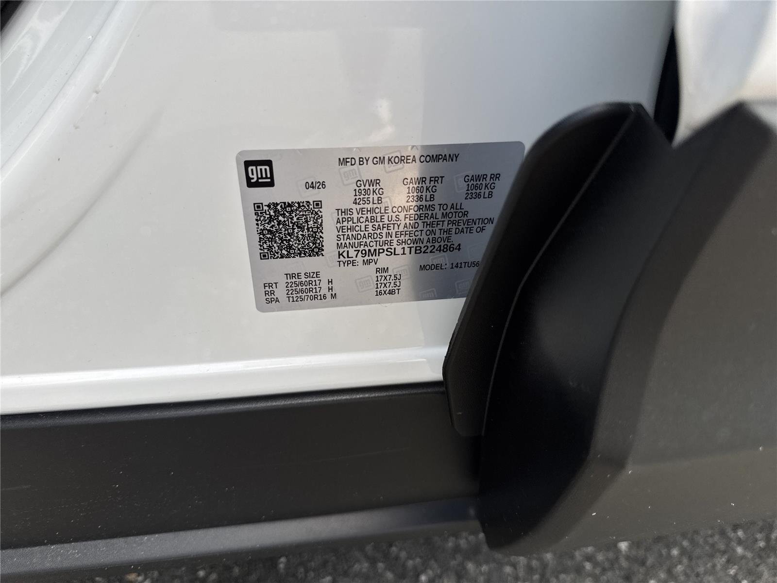 New 2026 Summit White Chevrolet LT image 37