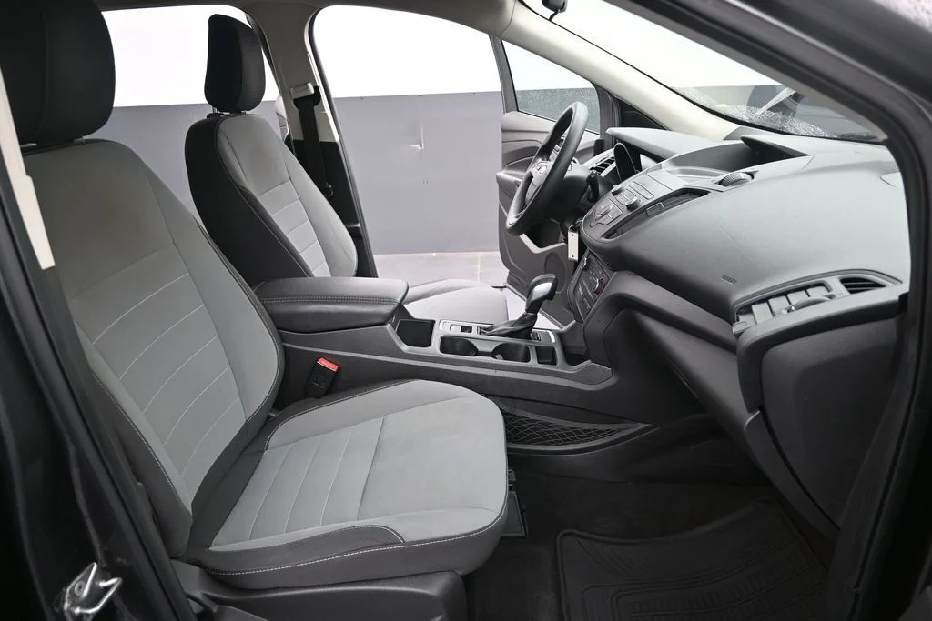 Used 2019 Gray Ford S image 27