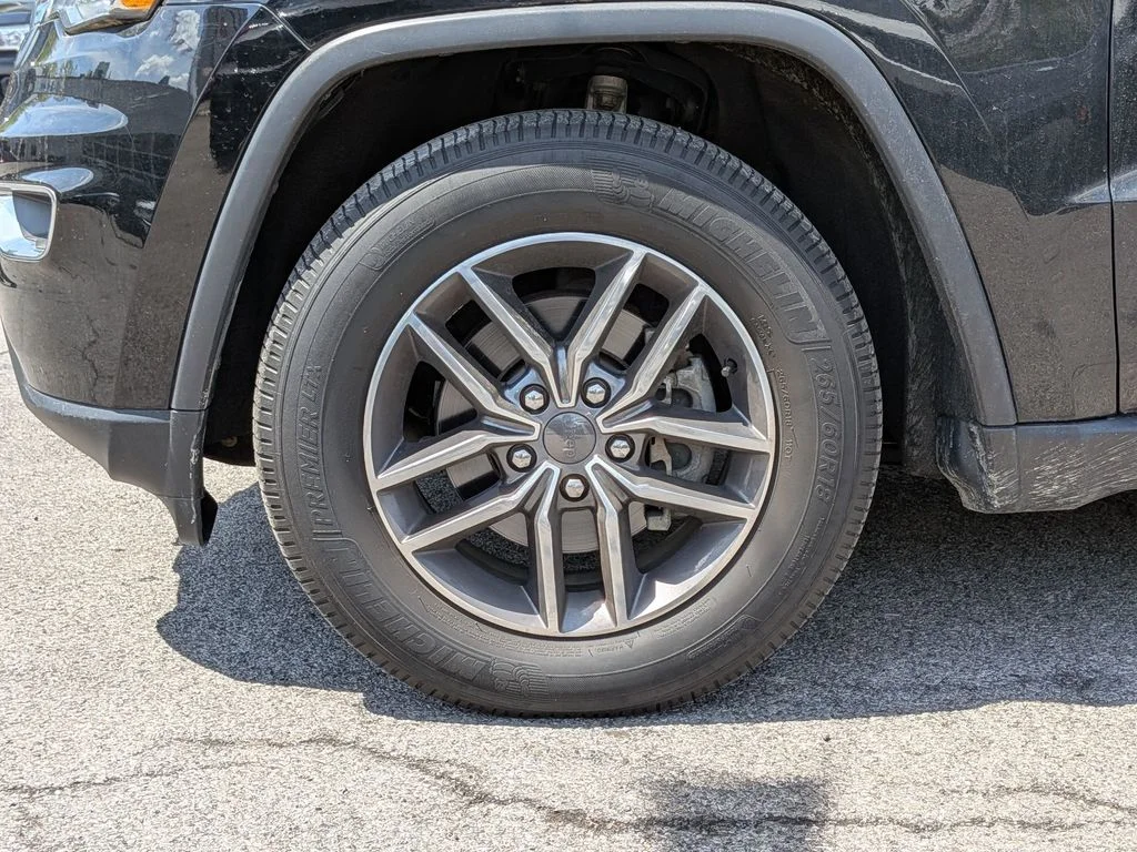 Used 2020 Black Jeep Limited image 30