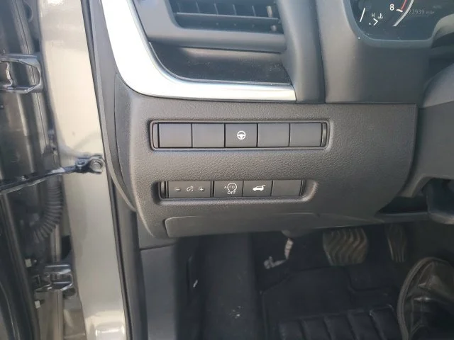 Used 2024 Gray Nissan SV image 15