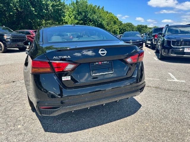 2025 Nissan Altima SV - Photo 6