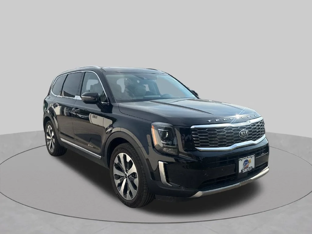 Used 2020 Black Kia EX image 8