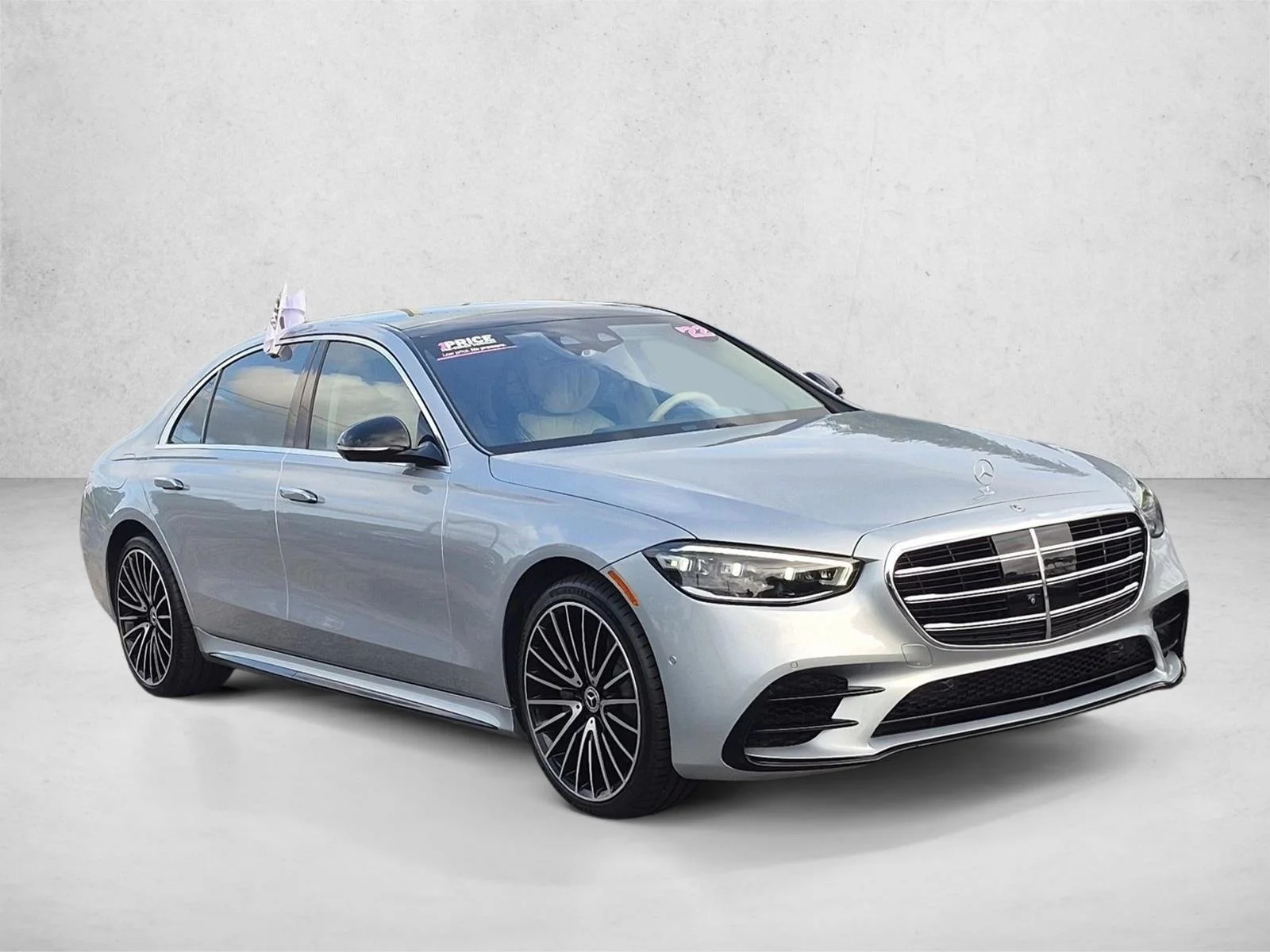 Used 2022 Cirrus Silver Mercedes-Benz S 580 image 3