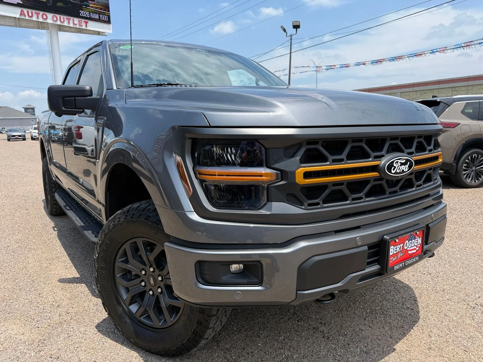 Used 2025 Gray Ford Tremor image 1