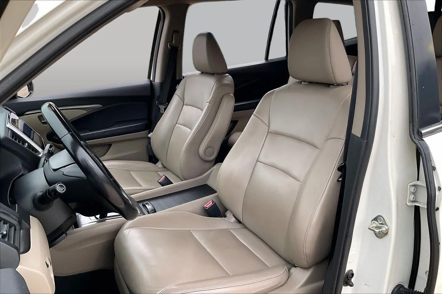 Used 2016 White Diamond Pearl Honda EX-L image 8