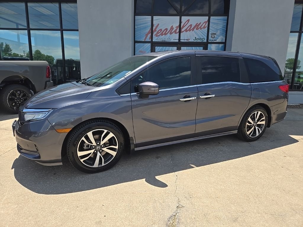 Used 2021  Honda Touring image 4