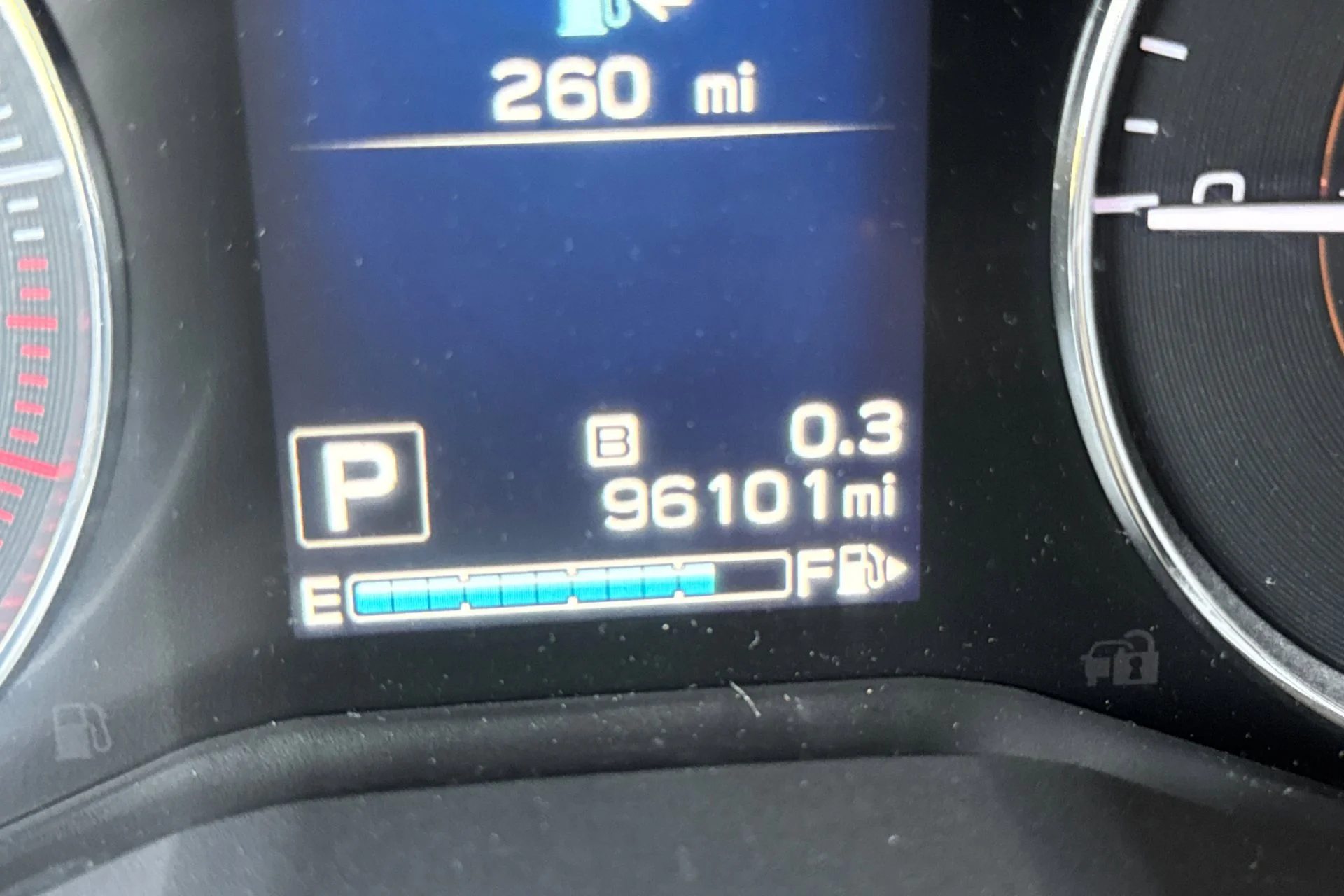 Used 2018 Ice Silver Metallic Subaru 2.0i Limited Sport Utility 4D image 28
